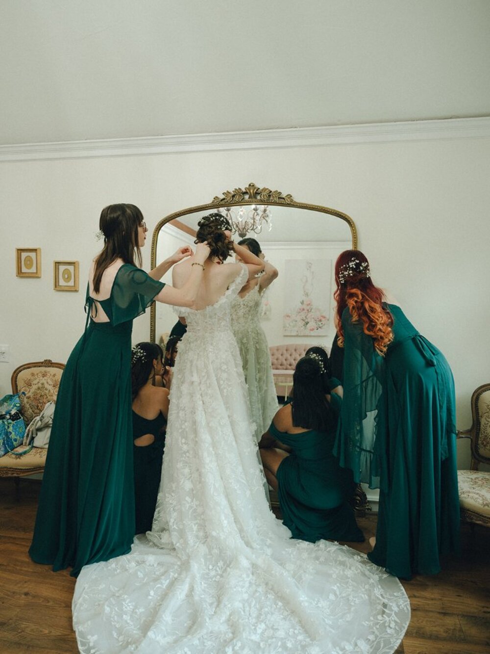 Calla Blanche Wedding Dress - Picture 4 of 5